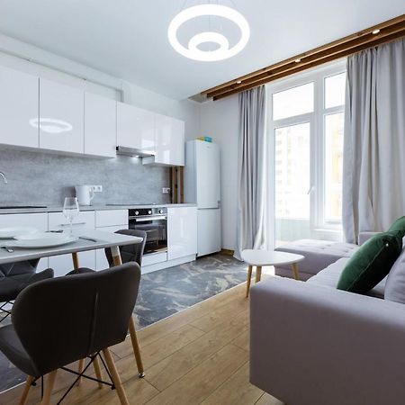 Nyvky Like Home - Nyvky Park - Apt 45 Киев Екстериор снимка